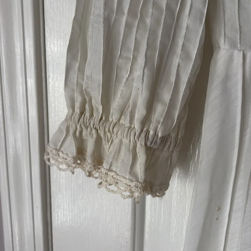 1970s white cotton maxi dress - Picture 5 of 8